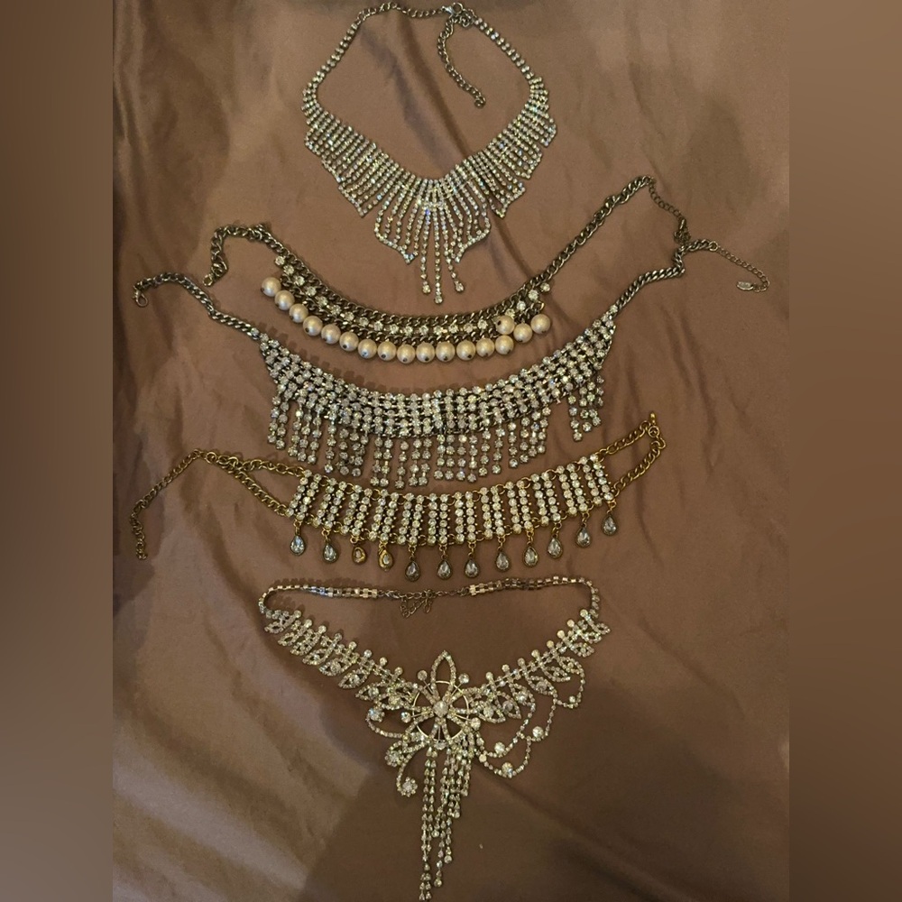 Elegant Gold and Silver Women's Necklace Set